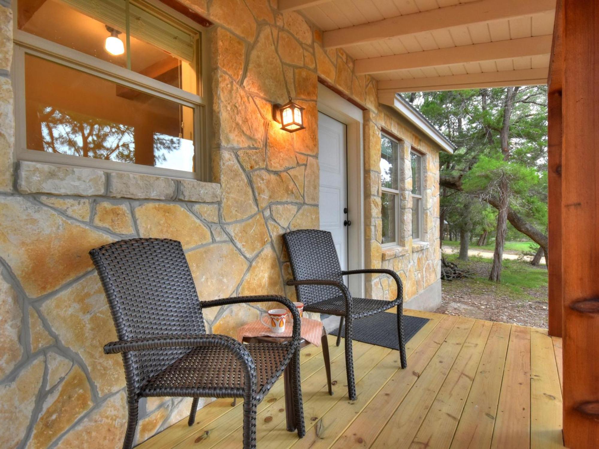 Cabins At Flite Acres - Morning Dove Wimberley Ngoại thất bức ảnh